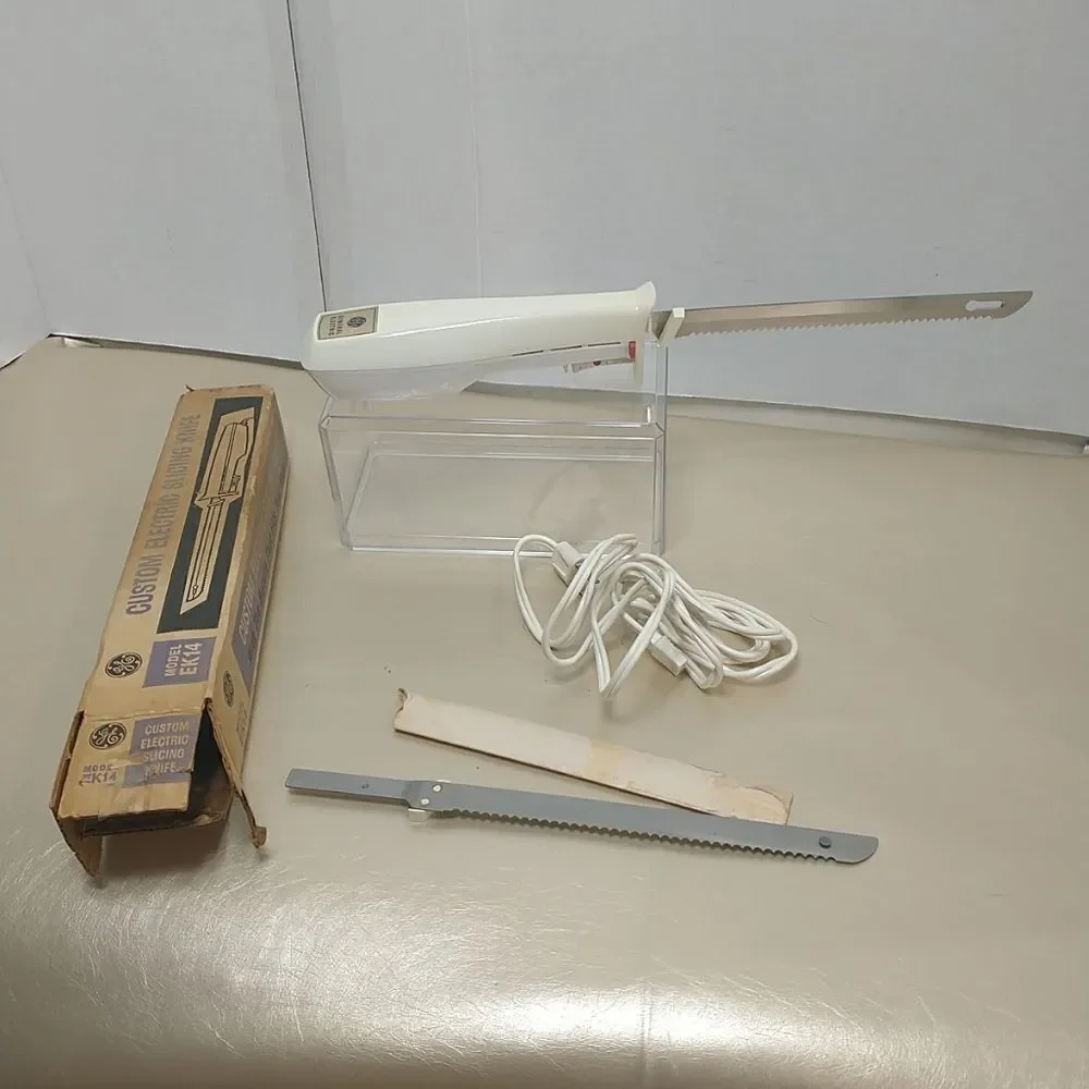 Vintage GE Custom Electric Slicing Knife - Model EK14 Works Perfect . Condition